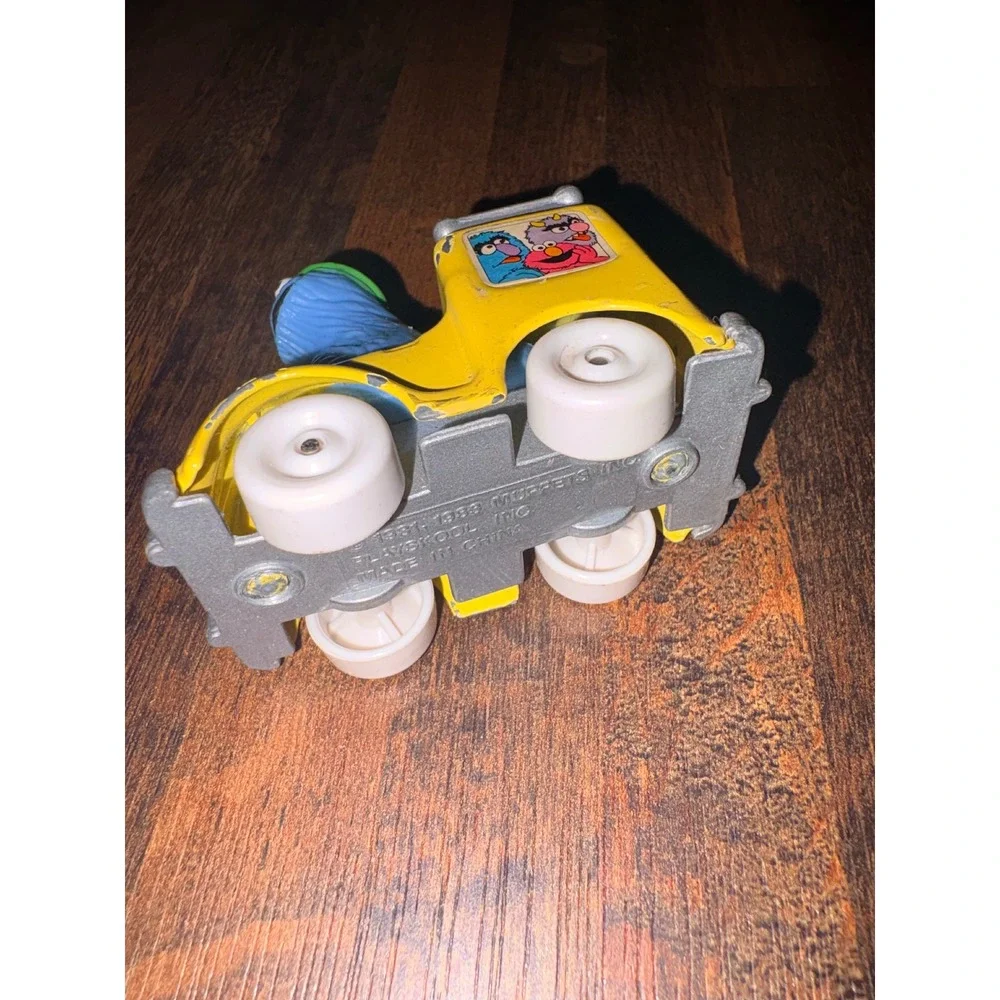 Vtg 1983 Playskool Sesame Street Cookie Monster Driving Taxi Diecast‎ Car Rare